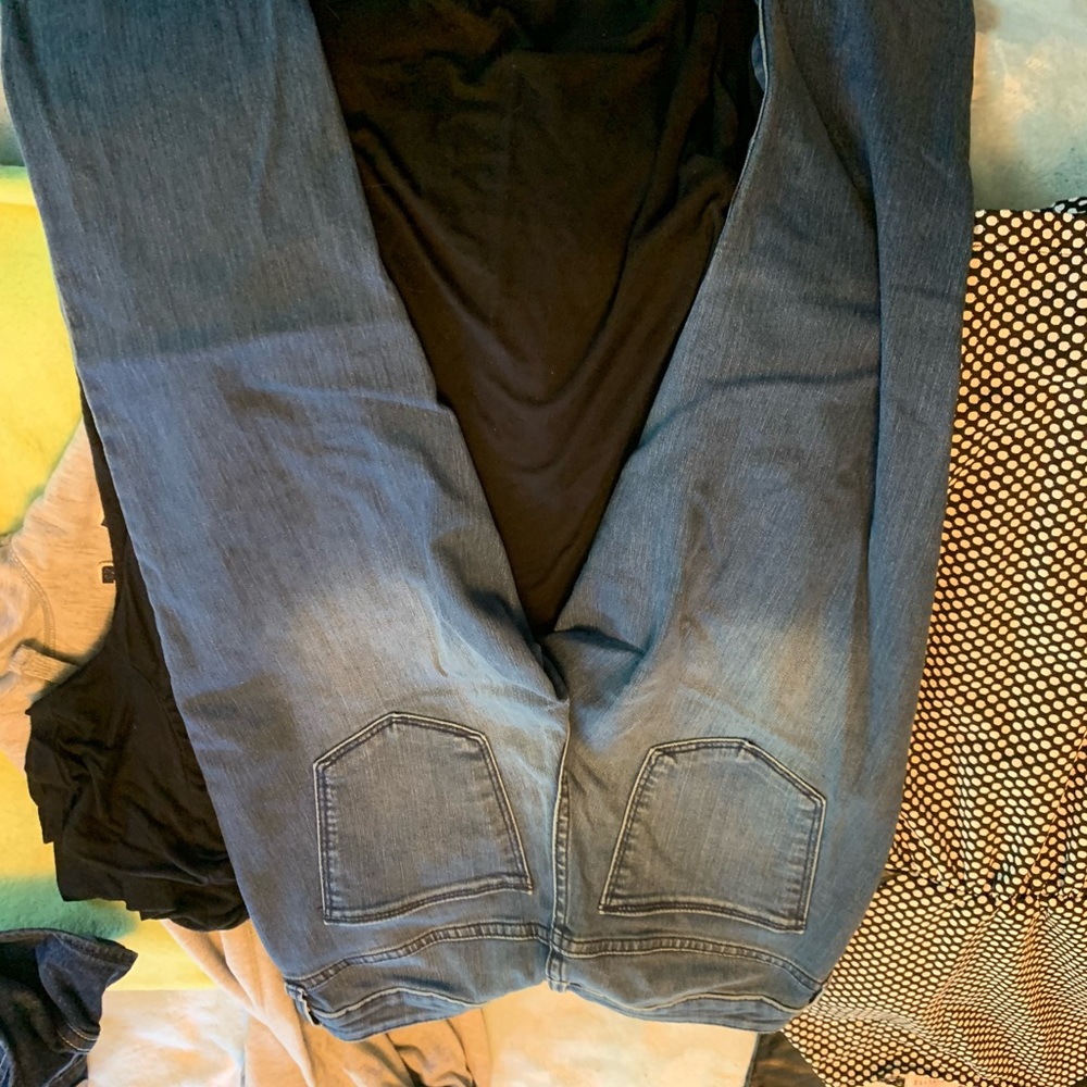 Size 4 universal thread jeans